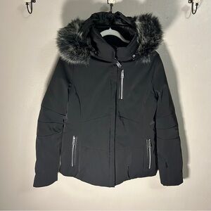 Elegant poive blanc Black Fur-Trimmed Women's Puffer Jacket